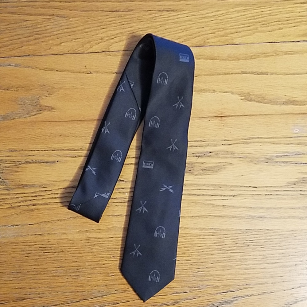Tie